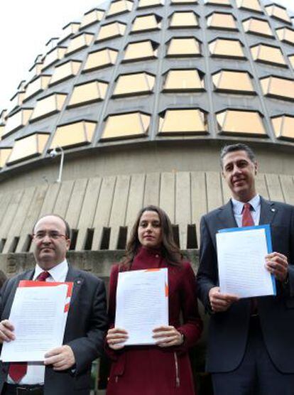 Iceta, Arrimadas y García Albiol en el Tribunal Constitucional este miércoles.