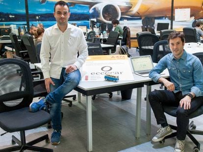 Daniel Díaz e Ivan Luarca, dos de los fundadores de Eccocar en sus oficinas en Madrid. 