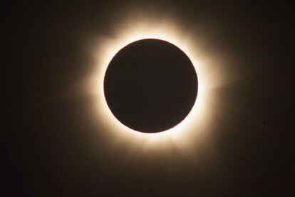El eclipse total de sol visto desde Queensland (Australia).