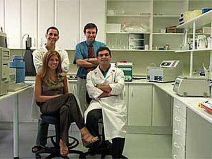 Equipo de la firma Biomedal, SL.