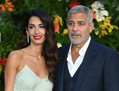 Goerge Clooney y Amal Clooney en la llegada a la 'premiere' de 'Ticket al paraíso', el 7 de septiembre de 2022, en Londres.