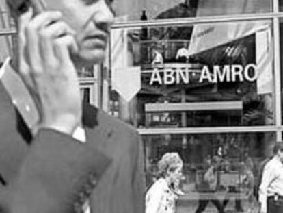 Santander y sus socios tienen ya el 3,25% de ABN Amro