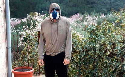 En la imagen, Rubén F.B., afectado por el síndrome de Sensibilidad Química.