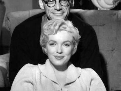 La actriz Marilyn Monroe y el dramaturgo Arthur Miller, en 1950. 