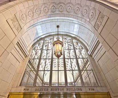 Vestíbulo de entrada al Dexter Horton Building, en Seattle (EE UU).