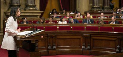 La líder de Ciudadanos, Inés Arrimadas durante su discurso en la primera sesión del debate de investidura de Quim Torra en el Parlament de Cataluña