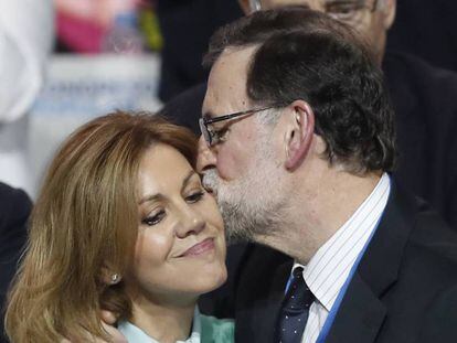Dolores de Cospedal y Mariano Rajoy, este viernes.
