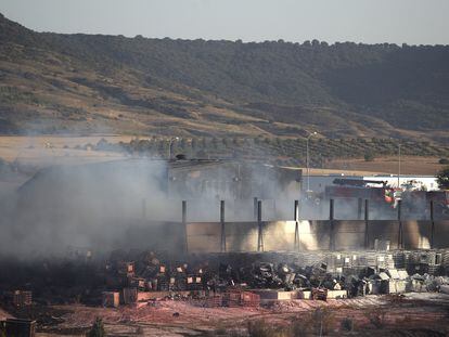 Incendio en la planta de residuos peligrosos de Chiloeches, en agosto de 2016.