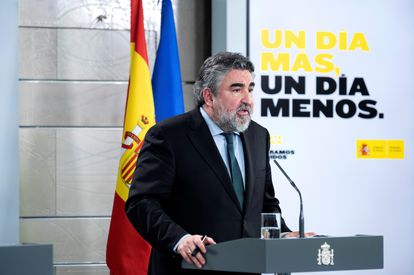 El ministro de Cultura y Deporte, José Manuel Rodríguez Uribes, durante la rueda de prensa ofrecida el martes 7 de abril en el Palacio de la Moncloa.