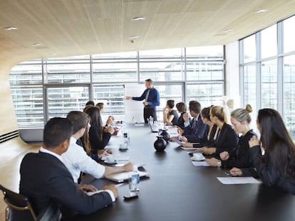 La CNMV exigió en enero pasado un 40% de mujeres en los consejos de las empresas del Ibex35.