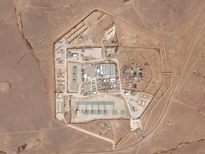 Imagen vía satélite del puesto de avanzadilla estadounidense Tower 22 en el noreste de Jordania.