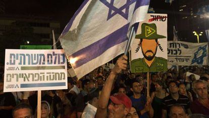 Protesta en Tel Aviv contra la exclusión de los ultraortodoxos de la mili.
