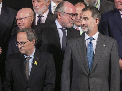 El Rey Felipe VI, junto a Quim Torra, en el Salon del Automovil de Barcelona el pasado mayo.