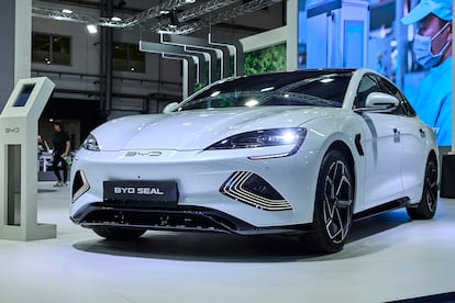 El BYD Seal expuesto en el Salón del Automóvil de Barcelona 2023.