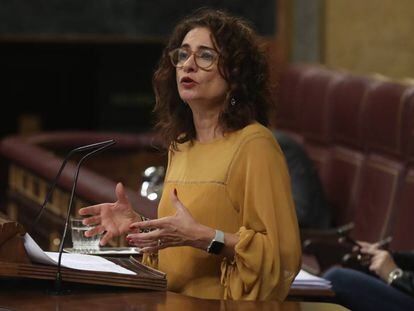 La ministra de Hacienda, Maria Jesus Montero, en el Congreso.