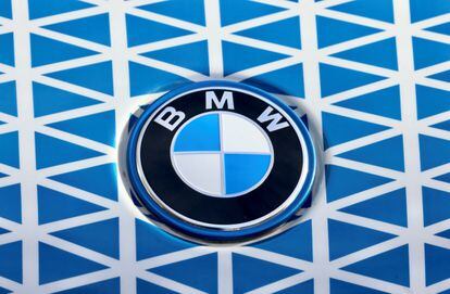 El logo del fabricante de coches BMW