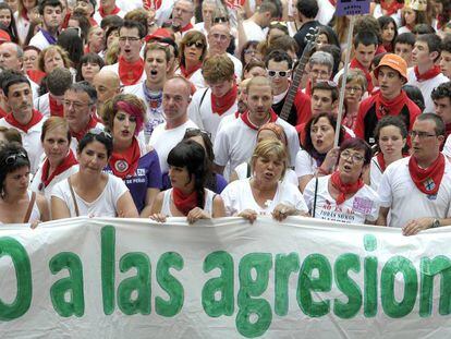 Concentración contra las agresiones sexuales en los Sanfermines, en 2016.