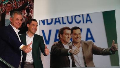 El futuro alcalde de Sevilla, José Luis Sanz (izquierda), junto con el presidente de la Junta, Juan Manuel Moreno, tras conocerse los resultados de las elecciones.