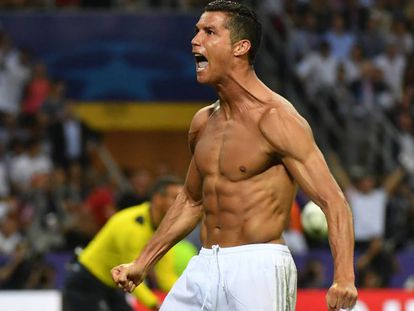 Cristiano Ronaldo celebra en la final de Mil&aacute;n.