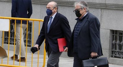 El expresidente de Sacyr Luis del Rivero llega a la Audiencia Nacional este miércoles para declarar como testigo por los presuntos encargos del BBVA al excomisario José Villarejo.