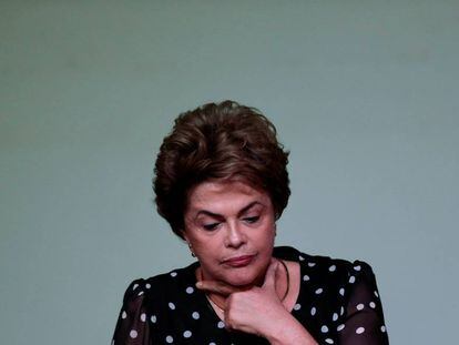 Dilma Rousseff, la presidenta de Brasil suspendida de su cargo recientente, el pasado d&iacute;a 30 de mayo durante la presentaci&oacute;n de un libro.