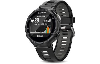 El actor usa el reloj Garmin Forerunner 735XT para hacer triatlón. “Tiene pulsómetro y GPS. Sé cuantos kilómetros corro y con la aplicación puedo compartir los resultados con los amigos, algo que nos tiene picadísimos”.