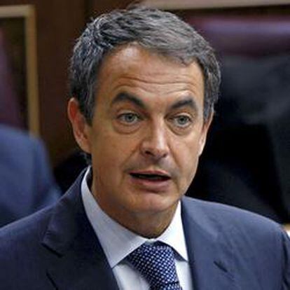 El presidente del Gobierno, José Luis Rodríguez Zapatero, durante una de sus intervenciones en el Congreso de los Diputados
