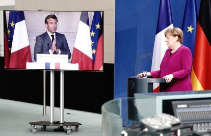 Angela Merkel y Emmanuel Macron durante una rueda de prensa telemática conjunta el pasado 18 de mayo.