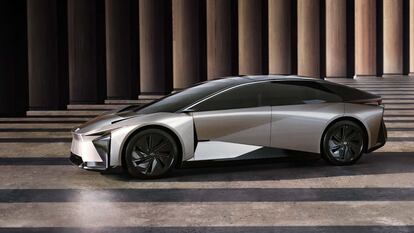 Así son los futuros Toyota y Lexus: eficientes y casi de ciencia ficción