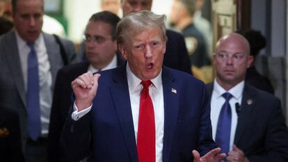 El expresidente Donald Trump, al dejar el tribunal de Nueva York que juzga el caso civil por fraude, la semana pasada.