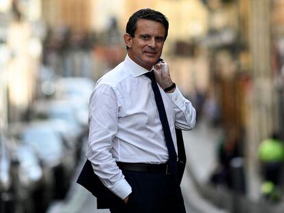 El ex primer ministro francés, Manuel Valls, posa en una calle de Madrid, el pasado mayo.