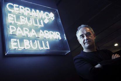 El xef Ferran Adrià durant la presentació de l'exposició 'Ferran Adrià: Auditant el procés creatiu', una mostra pionera que explica com la cuina espanyola ha arribat a les cotes més altes de l'avantguarda.