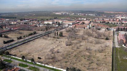 Vista aérea de una de las zonas de la Operación Campamento de Madrid. Las 10.500 nuevas viviendas se desarrollarán en terrenos cercanos.