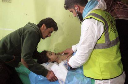 Un ni&ntilde;o  sirio atendido en un hospital. 