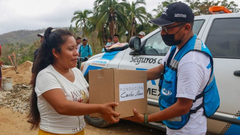 Las Fundaciones Carlos Slim Y Telmex Telcel Entregan 26 Toneladas De ...