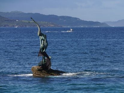 La escultura ‘La Madama de Silgar’, uno de los iconos de Sanxenxo (Pontevedra).