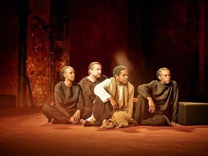 Un momento de 'Battlefield', de Peter Brook, que ha podido verse en Temporada Alta.