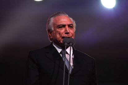 Michel Temer, m&aacute;ximo representante del Gobierno mientras se dilucida el impeachment contra Dilma Roussef, dio el discurso de inicio de los juegos, con un fuerte ruido de abucheos en el estadio.