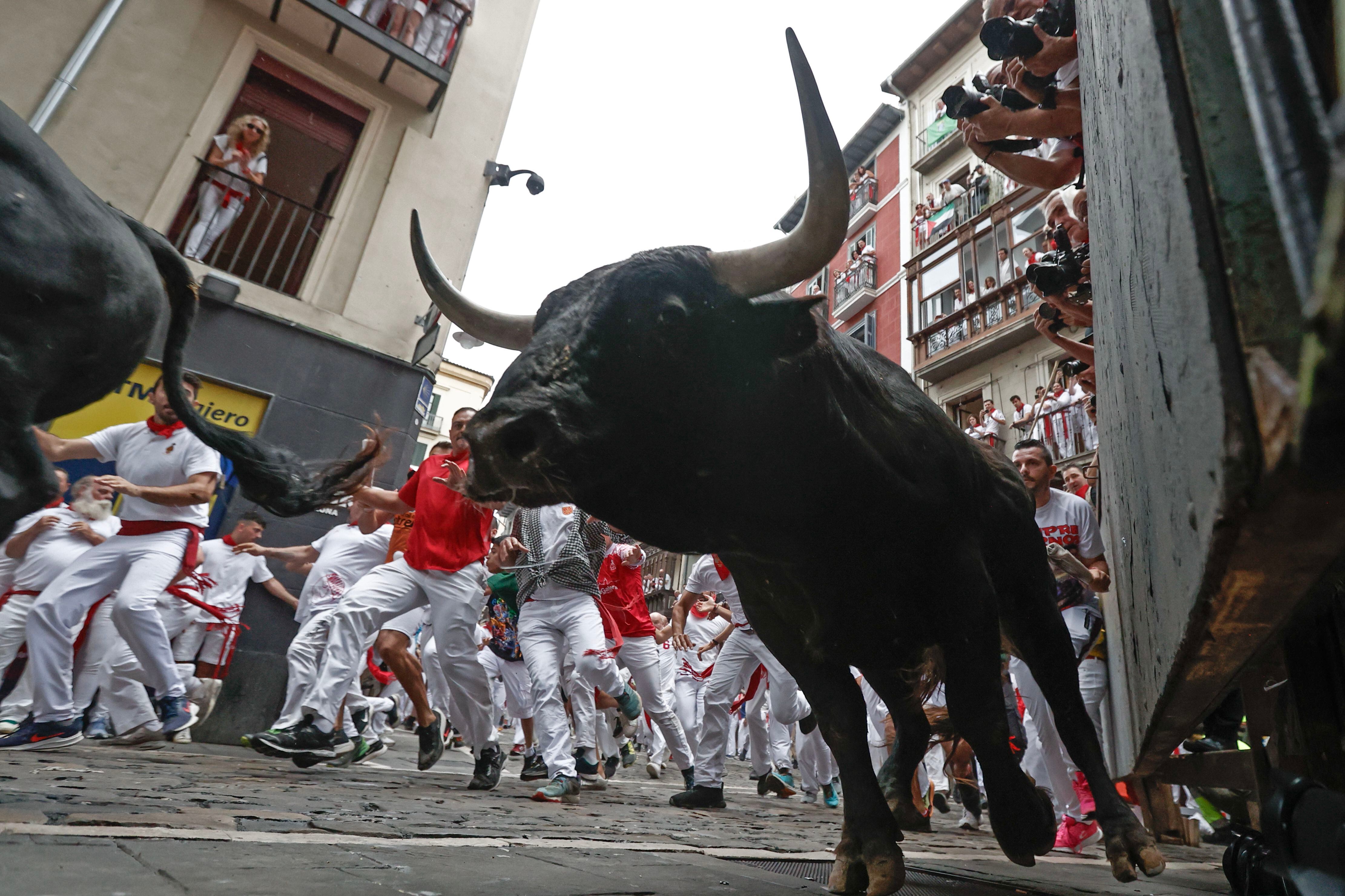 El tercer encierro de San Fermín 2024, en imágenes