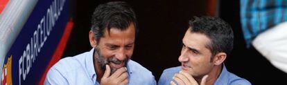 S&aacute;nchez Flores y Valverde saltan al Camp Nou. 