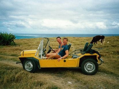 La historia del coche que pasó de la trinchera a la playa