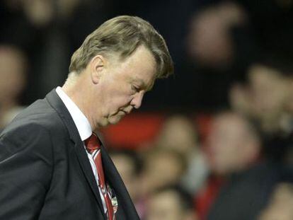 Van Gaal, durante el partido ante el Chelsea.