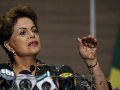 La presidenta de Brasil, Dilma Rousseff, durante una conferencia de prensa en la Ciudad de M&eacute;xico. 