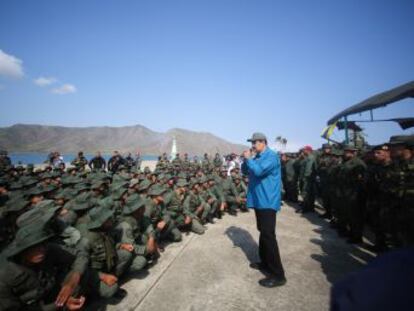 El líder chavista rechaza la posibilidad de abandonar el poder o de convocar elecciones presidenciales