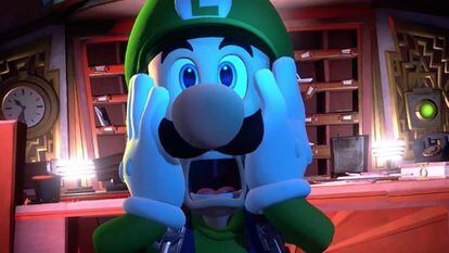 Luigi asustado en una imagen de 'Luigi's mansion 3', de Nintendo Switch.