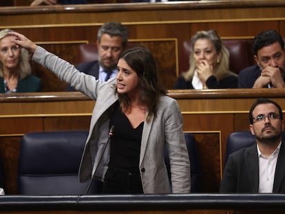 La ministra de Igualdad, Irene Montero, interviene durante una sesión de control al Gobierno, este miércoles.
