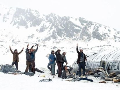 Una escena de la película 'La sociedad de la nieve'.