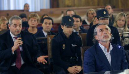 Francisco Correa durante el juicio por el 'caso de los trajes' en Valencia.