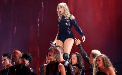 Taylor Swift durante su última actuación en el estadio Rose Bowl en Pasadena (California) el pasado mayo