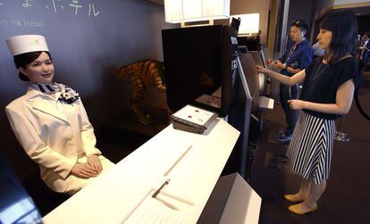 Una recepcionista robot en un hotel de Japón, el 15 de julio de 2015.